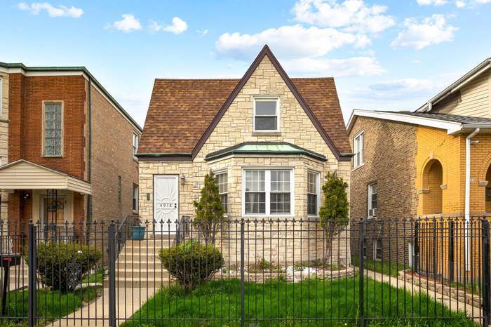 Foto principal - 4918 W Altgeld St