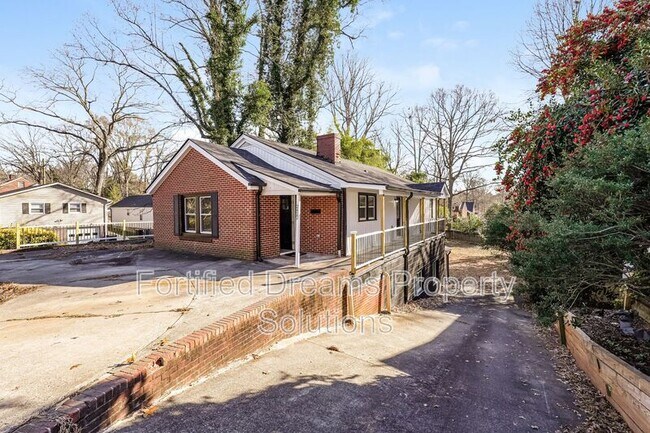 Foto del edificio - 2422 Queen St