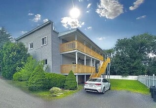 Building Photo - 1202 W Elm St