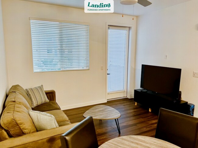 Building Photo - 2001 N Scottsdale Rd