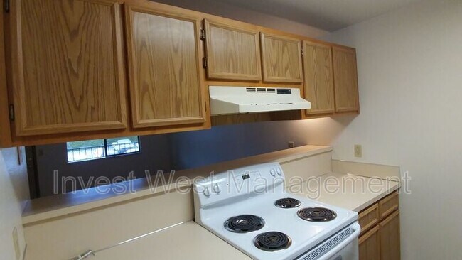 Foto del edificio - 7106 NE Hazel Dell Ave