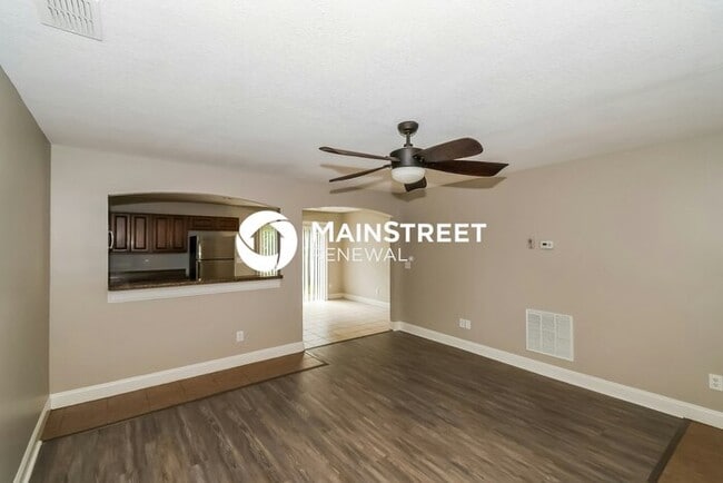 Foto del edificio - 3 Bedroom Pet-Friendly Home in Jacksonville, FL with Main Street Renewal