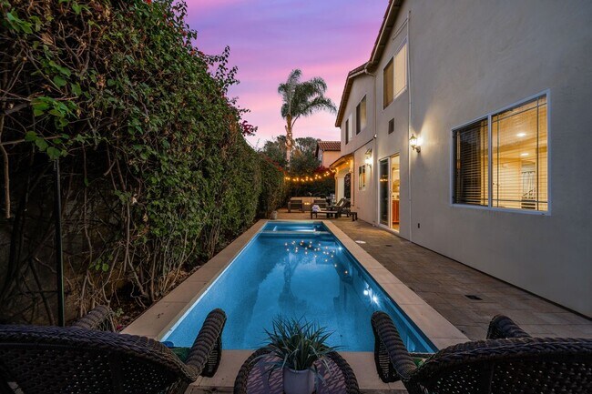 Foto del edificio - 15935 Archwood Ln