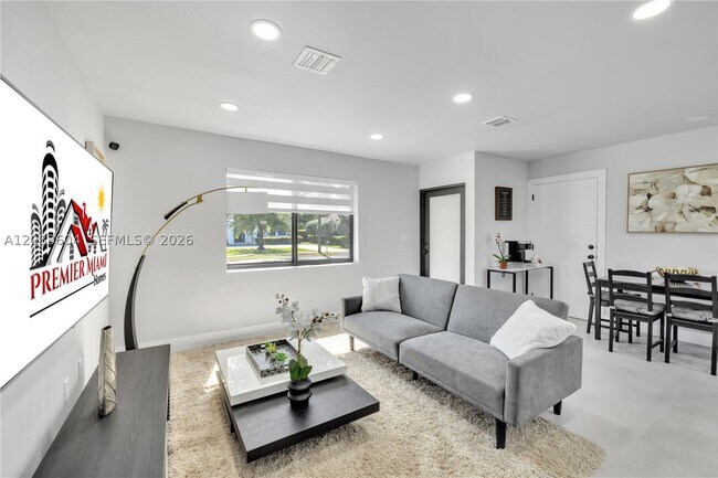 Foto del edificio - 6021 SW 19th St