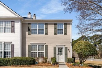 Building Photo - 1741 Stanwood Dr NW