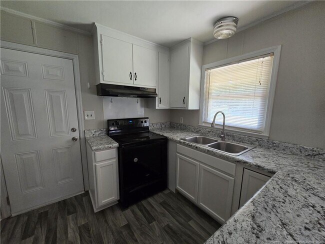 Foto del edificio - 4617 Belford Rd