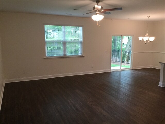 Foto del edificio - 166 Sweetgum Drive
