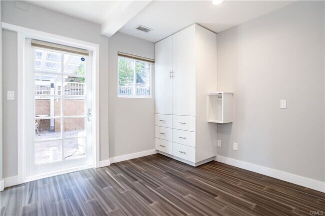 Building Photo - 7450 Webb Rd