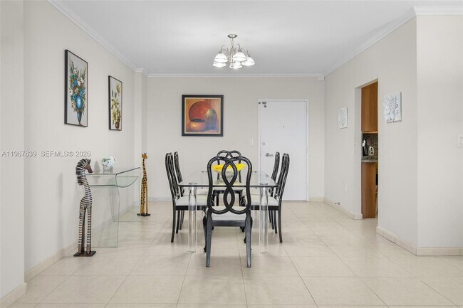 Foto del edificio - 300 Bayview Dr