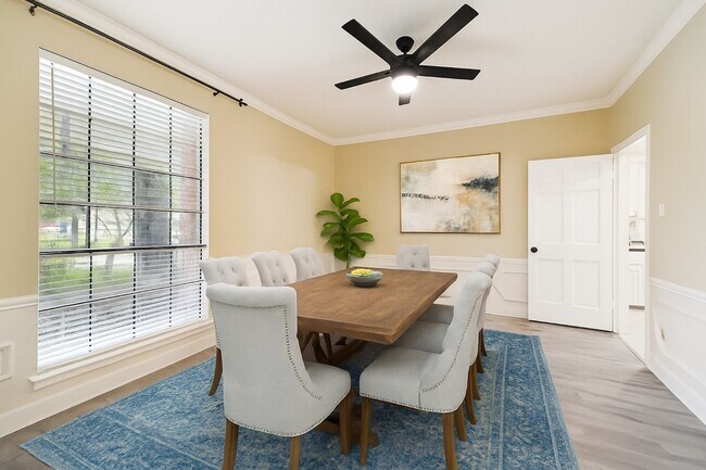 Building Photo - 5618 Spring Lodge Dr