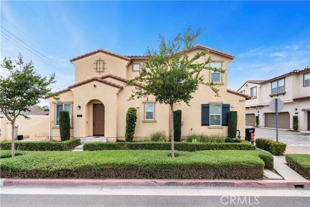 Foto principal - 5657 McCulloch Ave