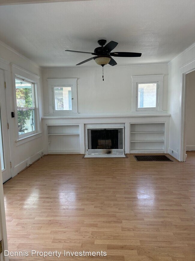 Building Photo - 2 br, 2 bath House - 834 E Main Street