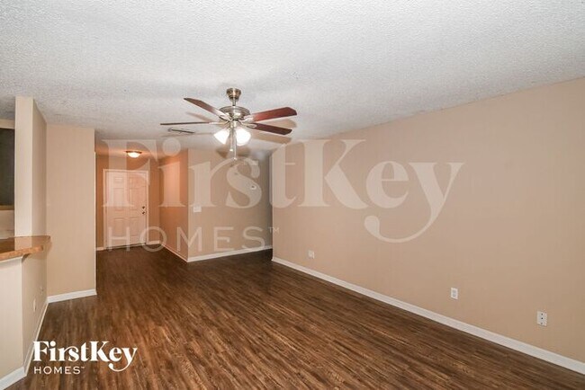 Foto del edificio - 15166 SE 25th Ave