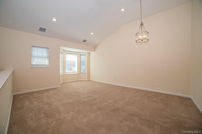 Foto del edificio - 24 Robert Ct