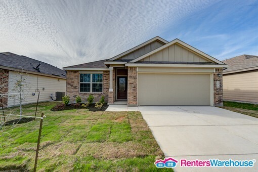 Primary Photo - 3 bedroom / 2 bathroom in Glencrest New Br...