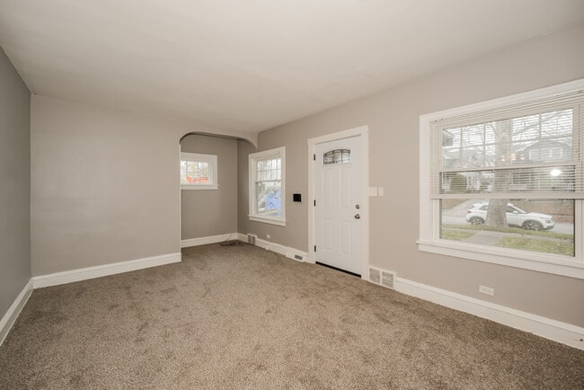 Building Photo - 3638 Ludgate Rd