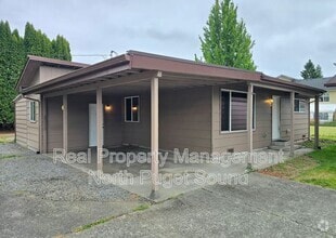 Building Photo - 710 Beach Ave