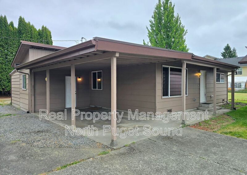 Primary Photo - 710 Beach Ave