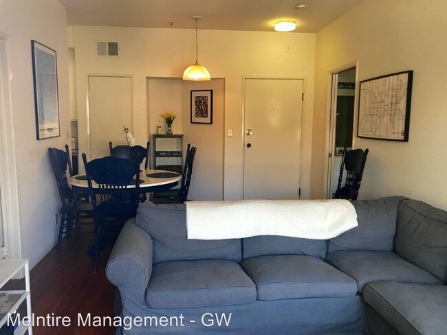 Foto del edificio - 153 N Oak Knoll Ave