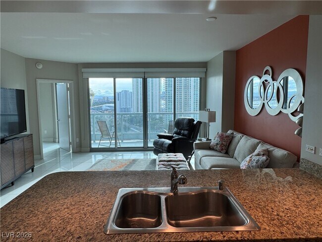 Foto del edificio - 222 Karen Ave