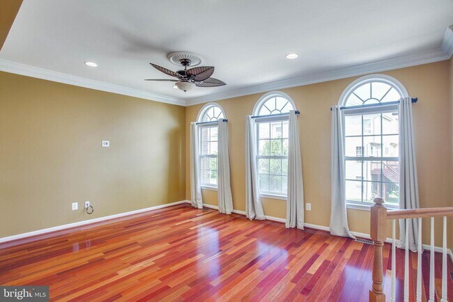 Foto del edificio - 13381 Sir Ramsay Way