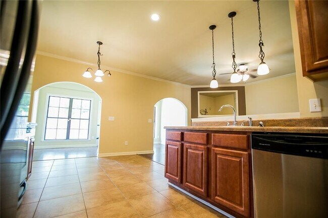 Foto del edificio - 1951 Stephanie Ct