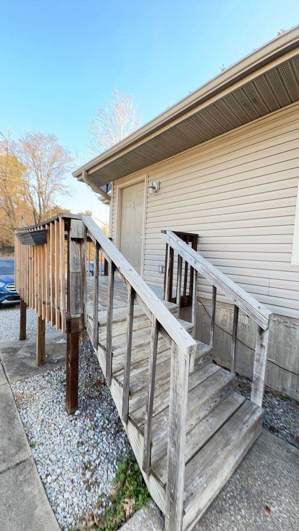 Building Photo - 857 Broadway