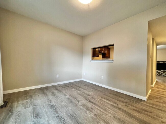 Foto del edificio - Charming 2 Bed 1.5 Bath Townhome in West Fort Collins!
