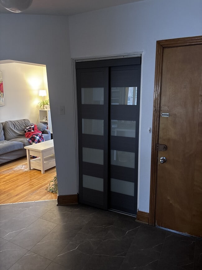 Photo du bâtiment - 10867 Rue Saint-Urbain