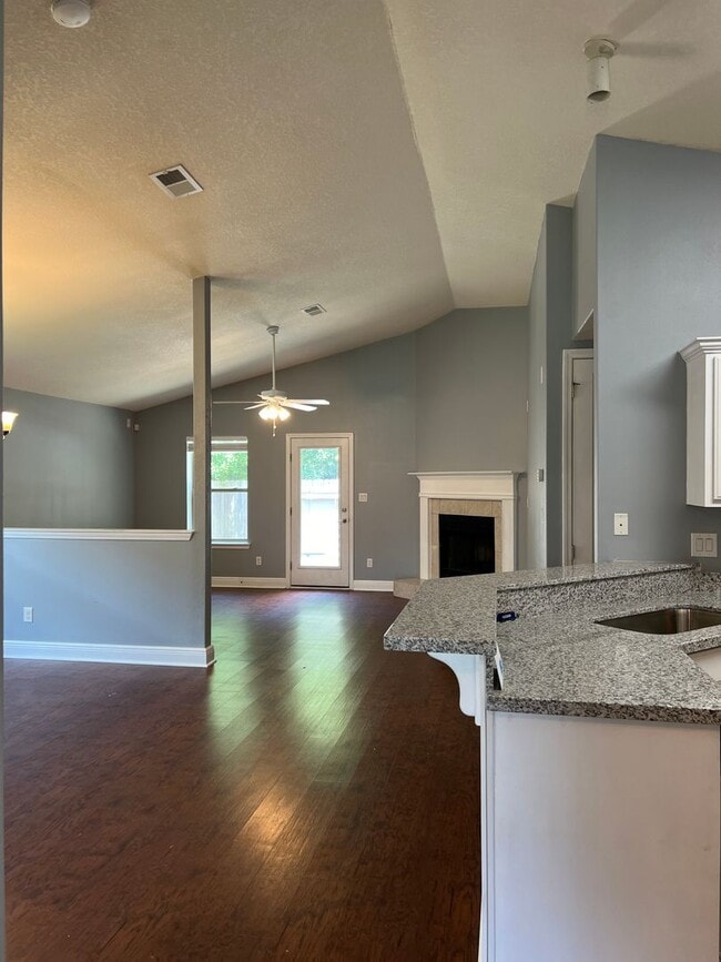 Building Photo - Updates Galore