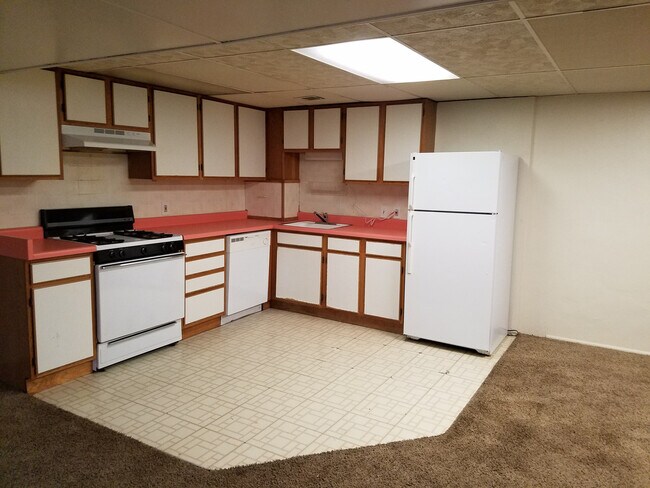 Building Photo - 2446