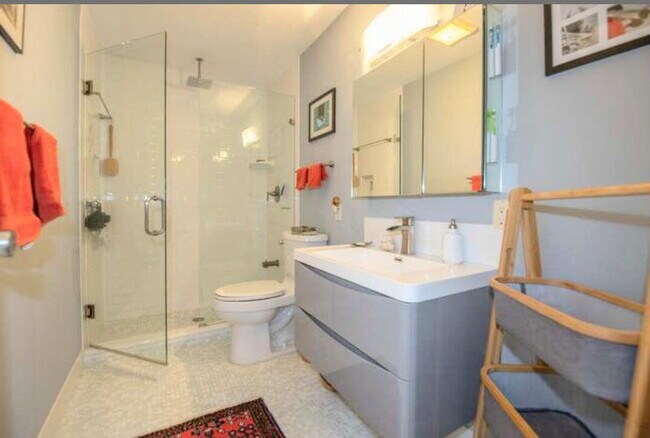 Building Photo - 500 1st Ave S