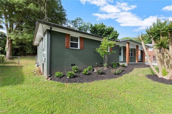 Foto del edificio - 107 Eddie Ln SW
