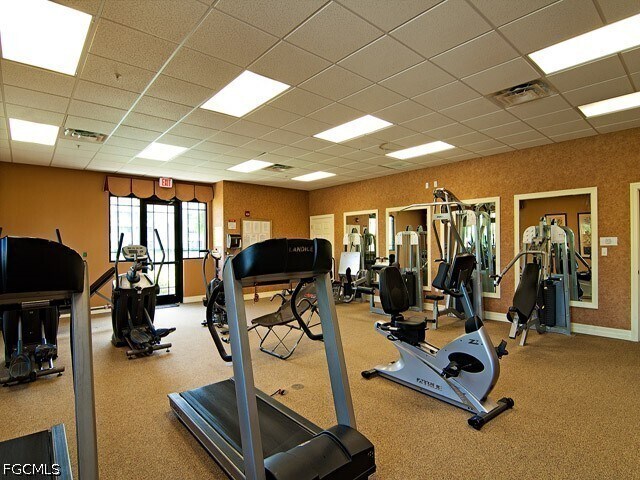 Foto del edificio - 8470 Kingbird Loop