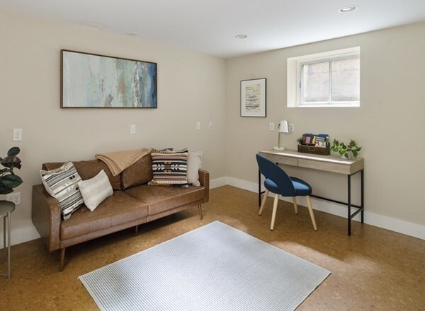 Building Photo - 222 Brattle St