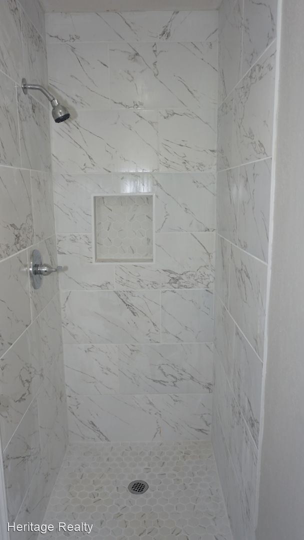 Foto del edificio - 2 br, 2.5 bath House - 7719 Wilmington Dr