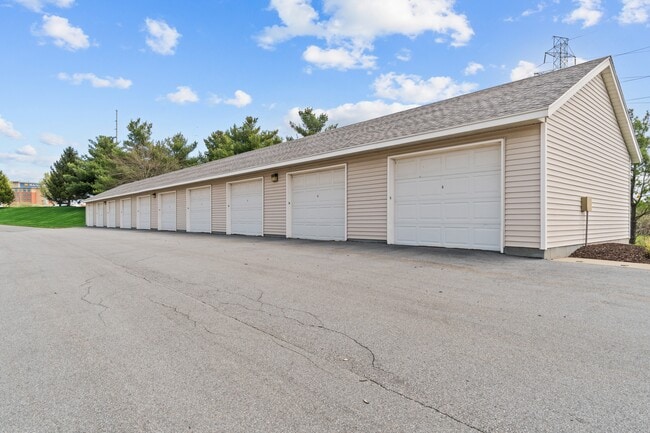 Building Photo - Bayberry Farms Apartments