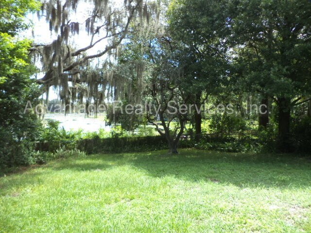 Foto del edificio - 1309 S Pine Lake Dr