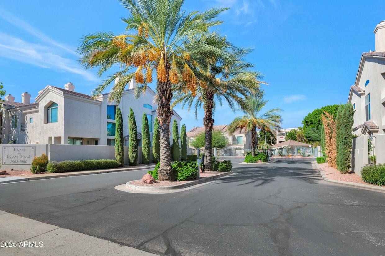 Primary Photo - 7580 E Earll Dr