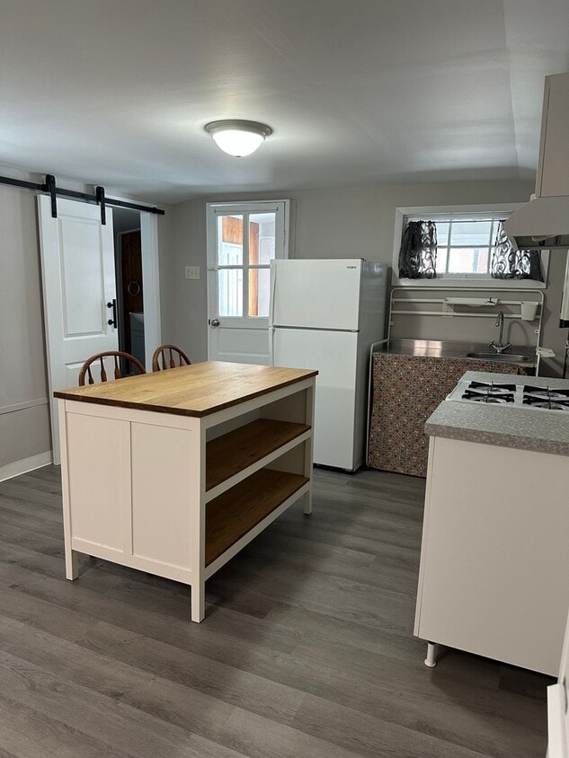 Photo - 4935 8th Ave