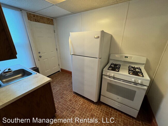Foto del edificio - 3 br, 1 bath House - 645 W. Philadelphia S...