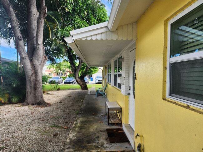 Foto del edificio - 620 SW 10th St