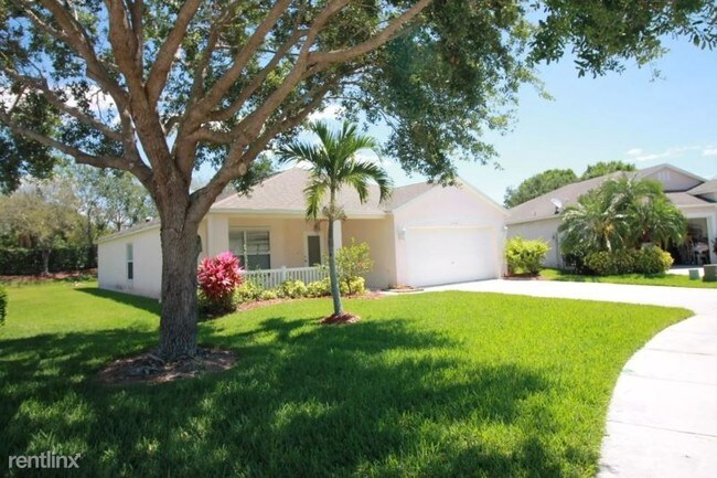 Building Photo - 4 br, 2 bath House - 955 North 13th Sq