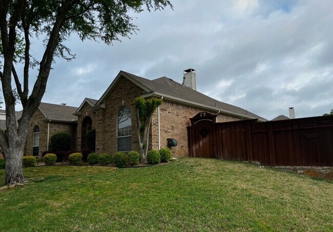 Foto del edificio - 11820 Duxbury Dr