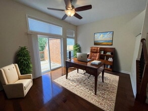 Building Photo - 39 Grandview Dr