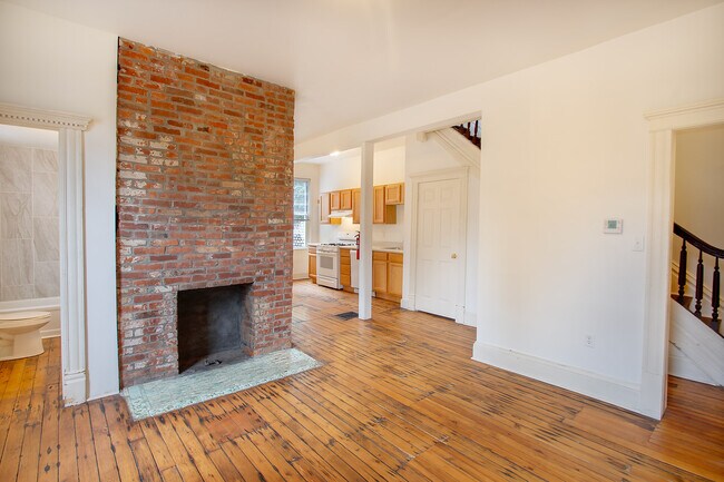 Foto del edificio - 328 Franklin Ave