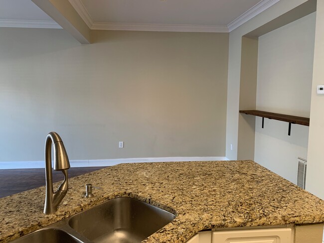 Building Photo - 11603 Tomahawk Creek Pky