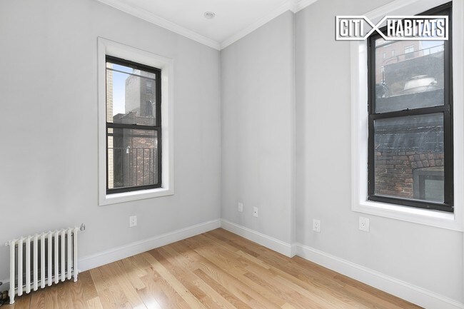 Building Photo - 168 E 82nd St