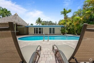 Building Photo - 12730 Ixora Rd