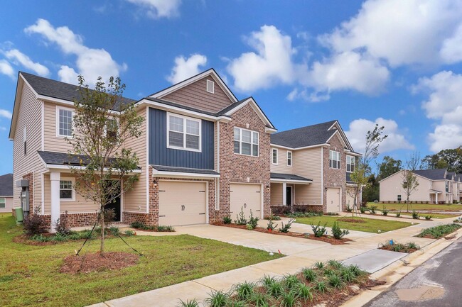 Building Photo - Hartford - Statesboro Townhomes